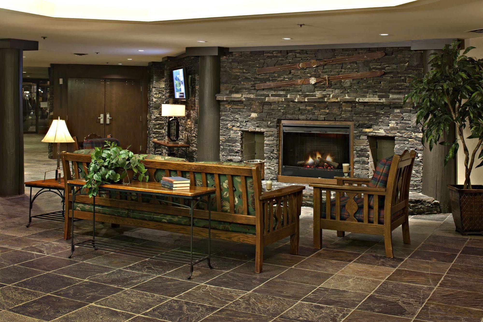 Kananaskis Mountain Lodge, Autograph Collection Exterior photo
